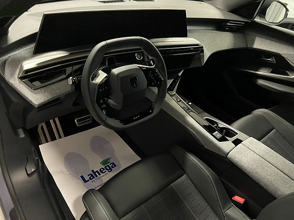 Peugeot 5008 7 of 13