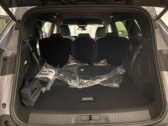 Peugeot 5008 10 of 13