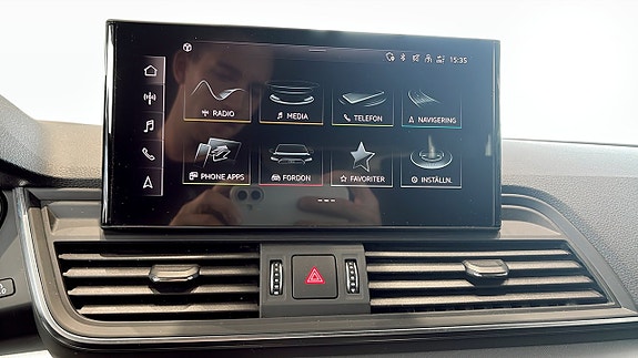 Audi Q5 9 of 16