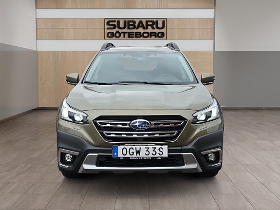 Subaru Outback 3 of 17