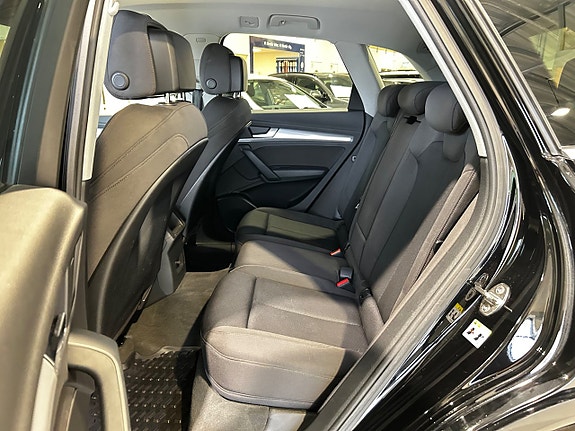 Audi Q5 9 of 13