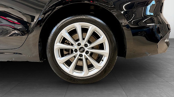 Audi A5 6 of 23