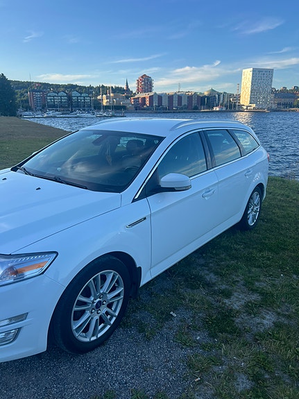 Ford Mondeo 4 of 12