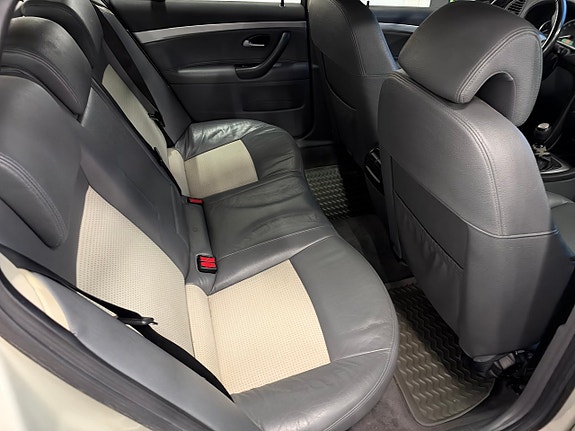 Saab 9-3 15 of 22