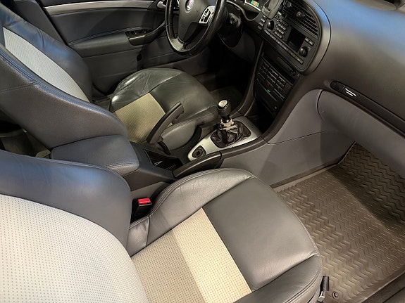 Saab 9-3 18 of 22