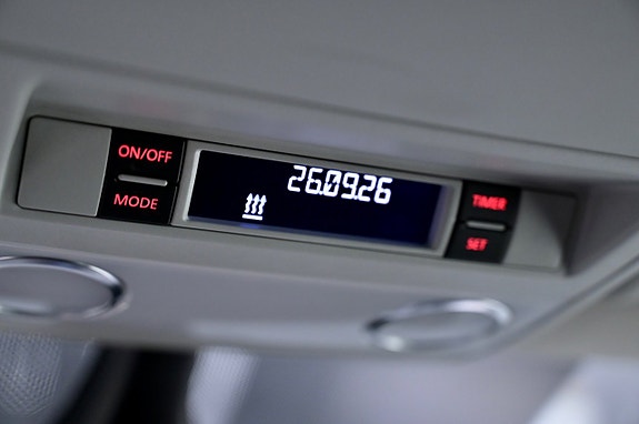 Volkswagen Caravelle 18 of 18