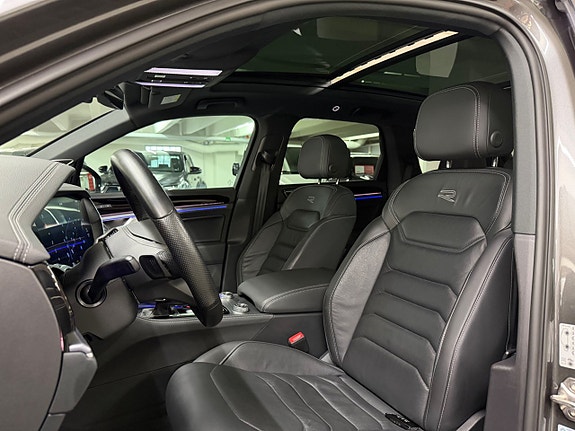 Volkswagen Touareg 13 of 25