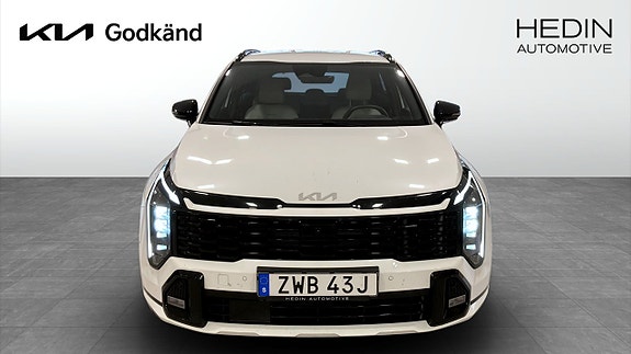 Kia Sportage 2 of 12