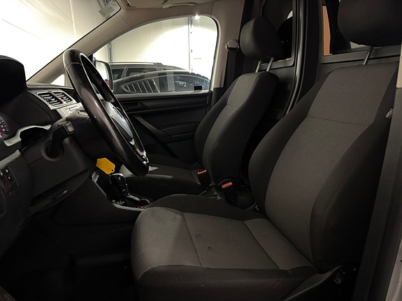 Volkswagen Caddy Maxi 10 of 15
