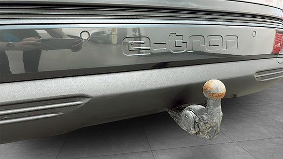 Audi Q4 e-tron 13 of 22