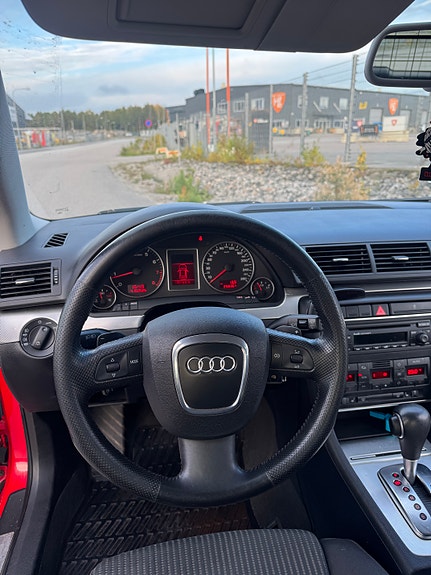 Audi A4 5 of 7