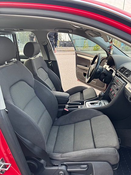 Audi A4 6 of 7