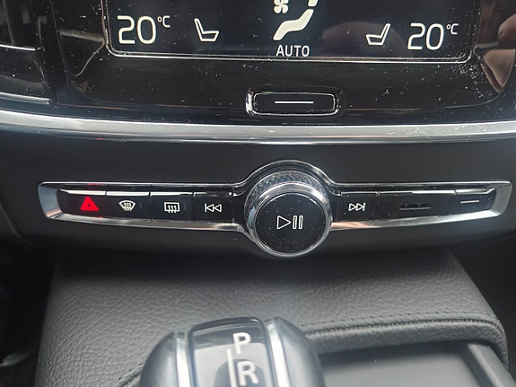 Volvo V90 26 of 27