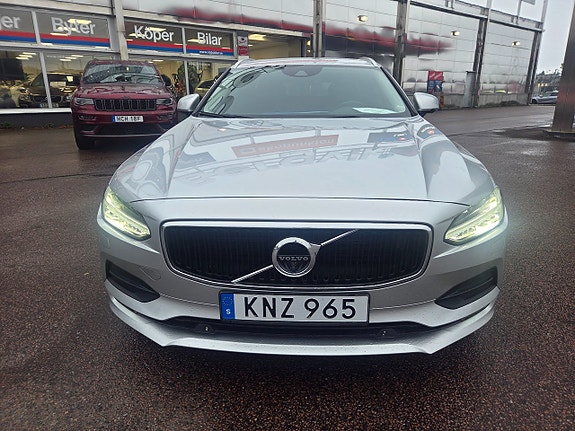 Volvo V90 16 of 27