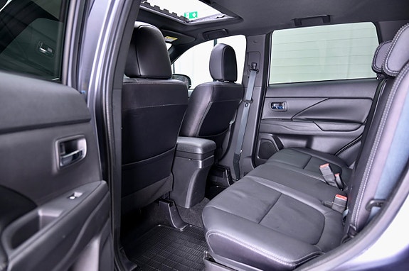 Mitsubishi Outlander 12 of 24