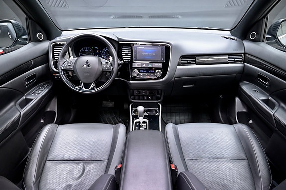 Mitsubishi Outlander 17 of 24