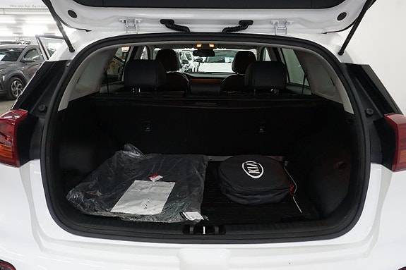 Kia Niro 8 of 25