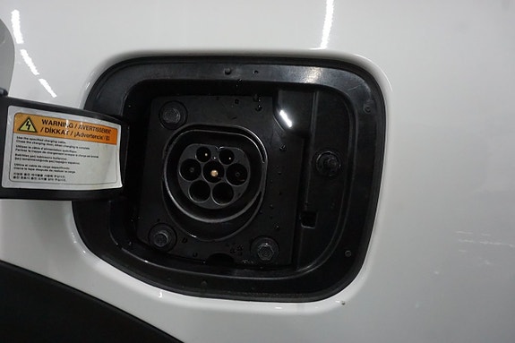 Kia Niro 25 of 25