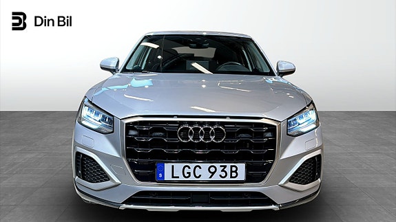 Audi Q2 4 of 19