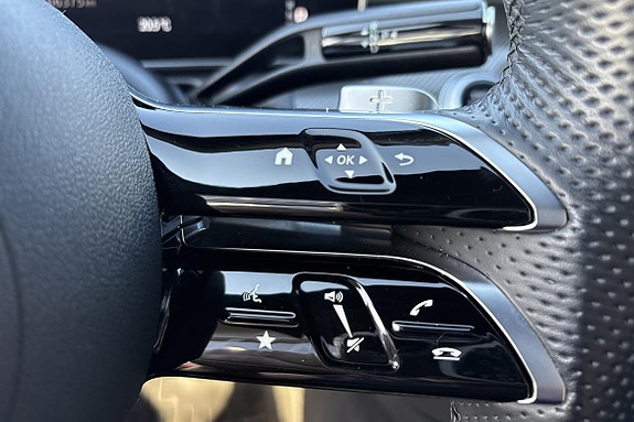 Mercedes-Benz C300 22 of 23
