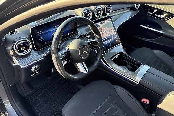 Mercedes-Benz C300 9 of 23