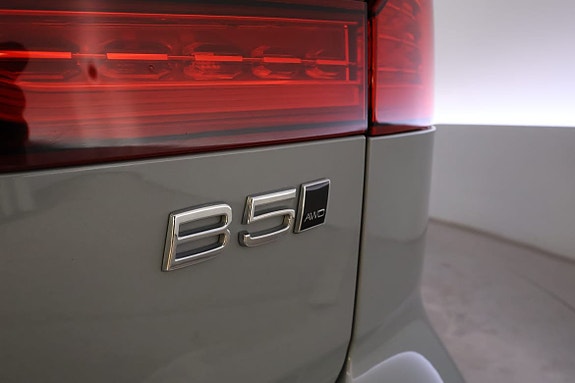 Volvo V60 Cross Country 10 of 16