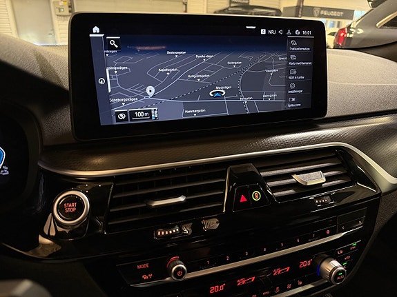 BMW 530e 11 of 28