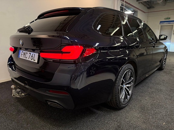 BMW 530e 3 of 28