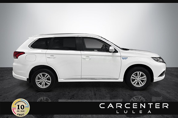 Mitsubishi Outlander 2 of 19