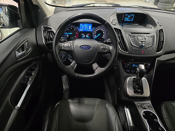 Ford Kuga 16 of 29