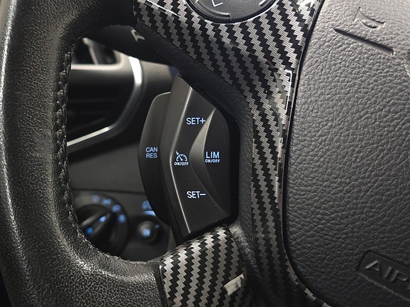 Ford Kuga 18 of 29