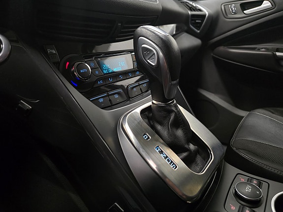 Ford Kuga 22 of 29
