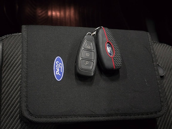 Ford Kuga 29 of 29