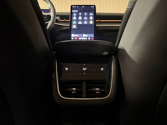 Polestar 3 14 of 26