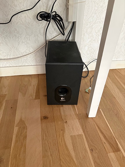 Product image 1 of 4