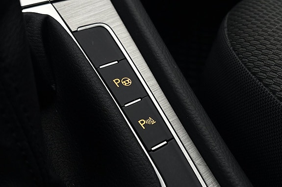 Volkswagen Golf I 26 of 30