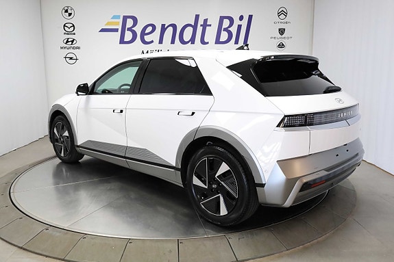 Hyundai Ioniq 5 10 of 28
