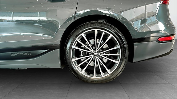 Audi A6 e-tron 6 of 24