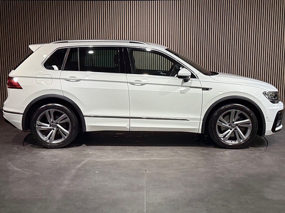 Volkswagen Tiguan 3 of 30