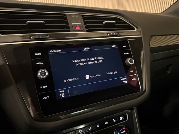 Volkswagen Tiguan 29 of 30