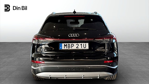 Audi Q4 e-tron 5 of 18