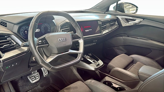 Audi Q4 e-tron 7 of 18