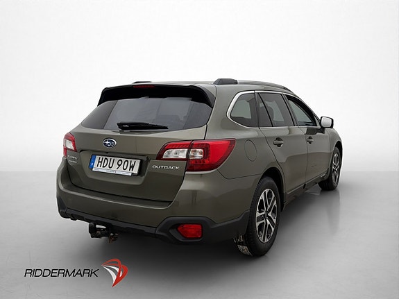 Subaru Outback 8 of 30