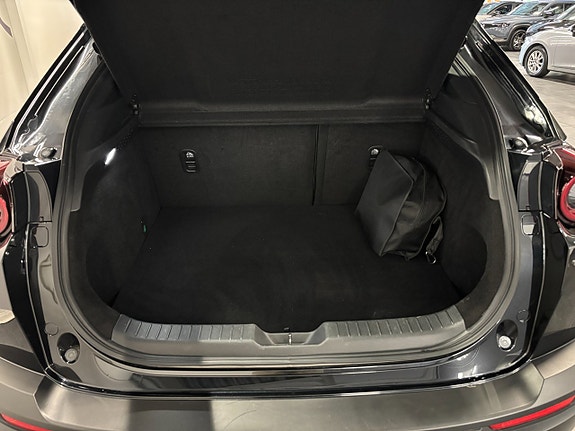 Mazda MX-30 8 of 14