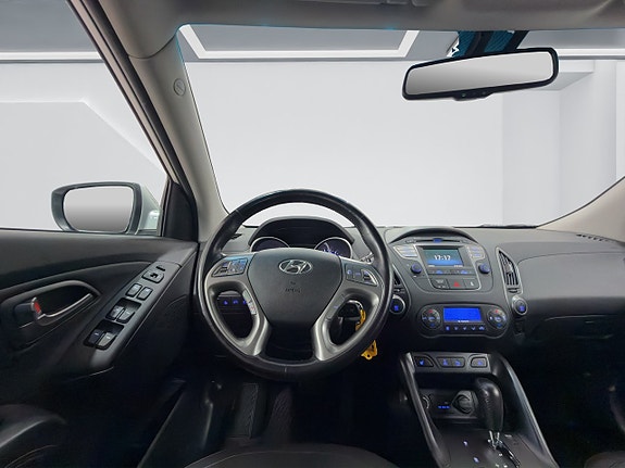 Hyundai ix35 12 of 18