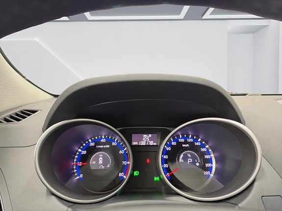 Hyundai ix35 13 of 18