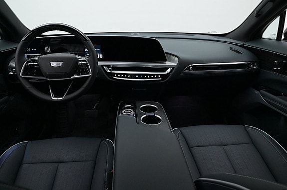 Cadillac Lyriq 6 of 27