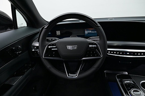 Cadillac Lyriq 7 of 27