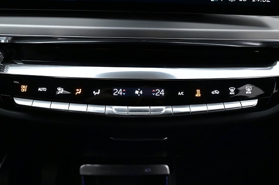 Cadillac Lyriq 19 of 27