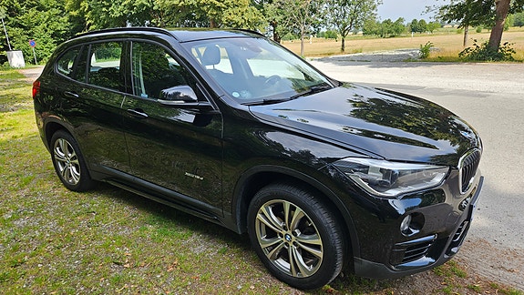 BMW X1 5 of 11